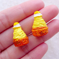 French Pastry Cabochon / Dollhouse Dessert / Miniature Japanese Pumpkin Mont Blanc Cabochon (2pcs / 14mm x 20mm) Doll Food Jewelry FCAB470