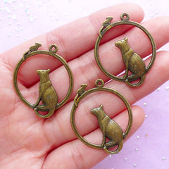 Cat and Mouse Charms (3pcs) (26mm x 32mm / Antique Bronze) Animal Charm Pendant Bracelet Earrings Zipper Pulls Bookmark Keychain CHM530